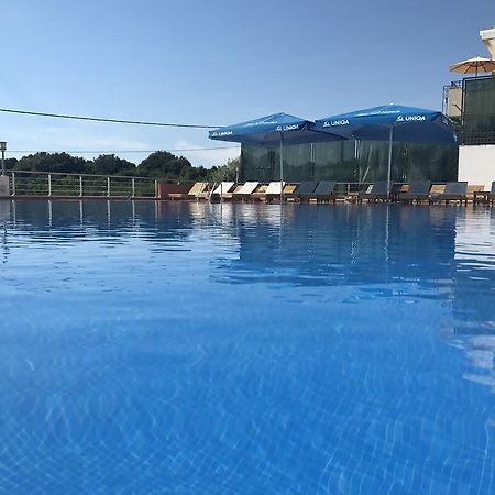 Apartments De Lara Утеха Екстериор снимка