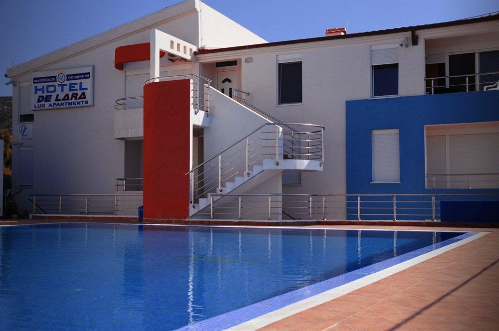 Apartments De Lara Утеха Екстериор снимка