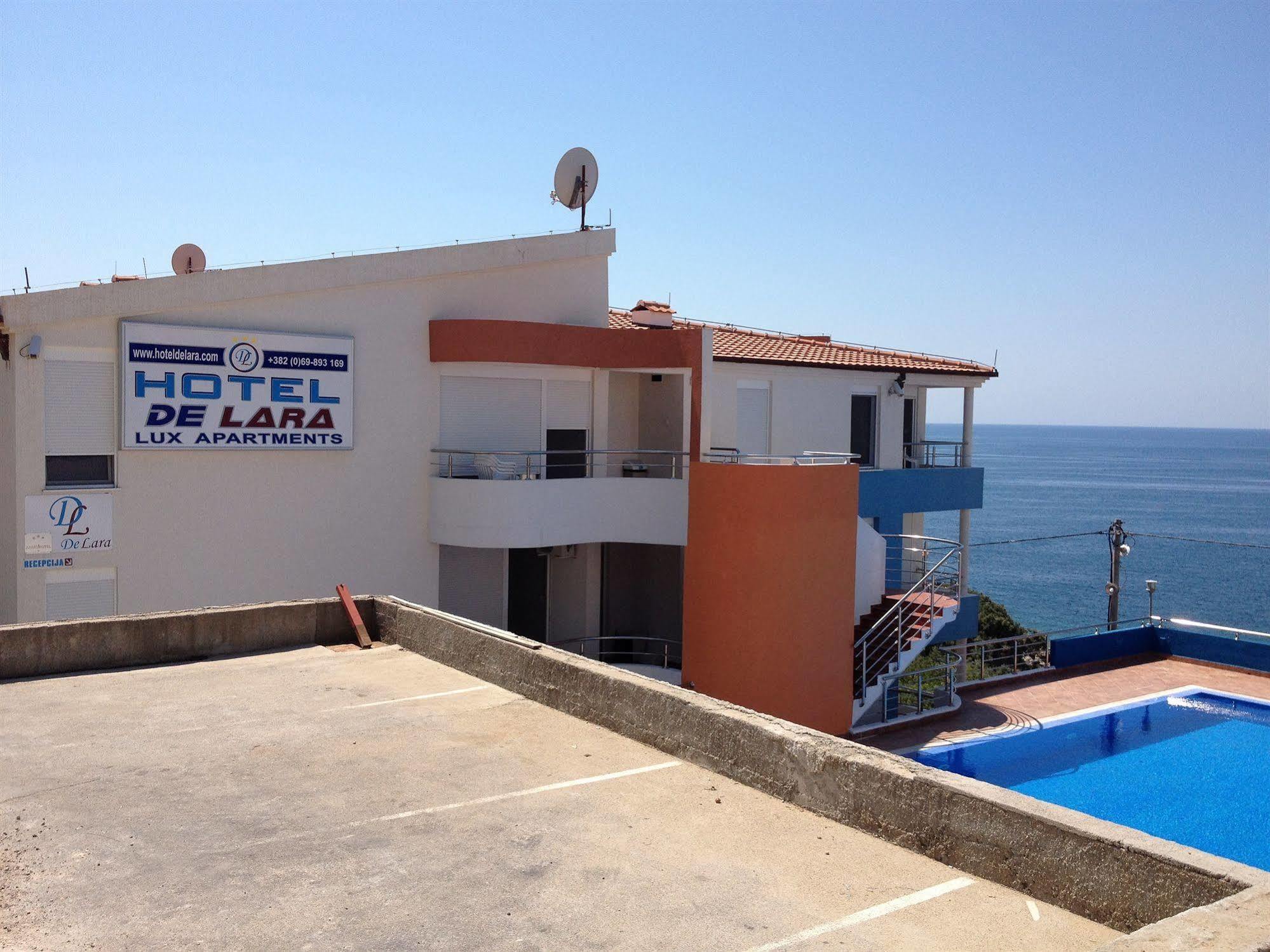 Apartments De Lara Утеха Екстериор снимка
